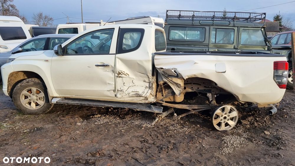 Mitsubishi L200 - 8