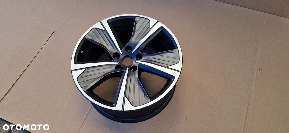 CUPRA FORMENTOR FELGA ALUMINIOWA R18 8J ET40 5FF601025N - 3