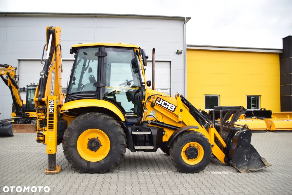 JCB 3CX Sitemaster PLUS - 15