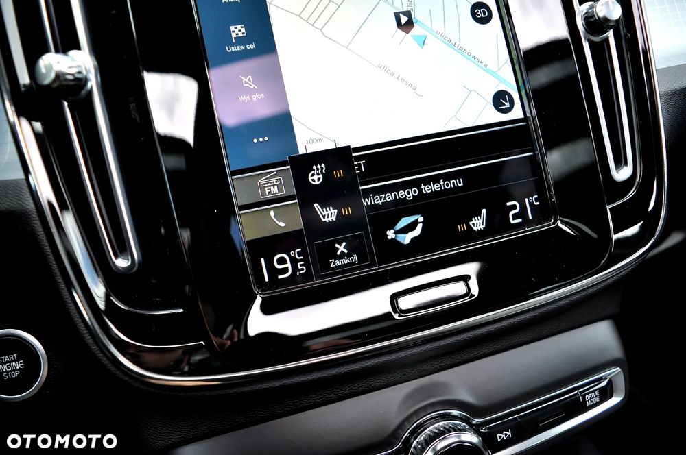Volvo XC 40 B3 B DKG Plus Bright - 36