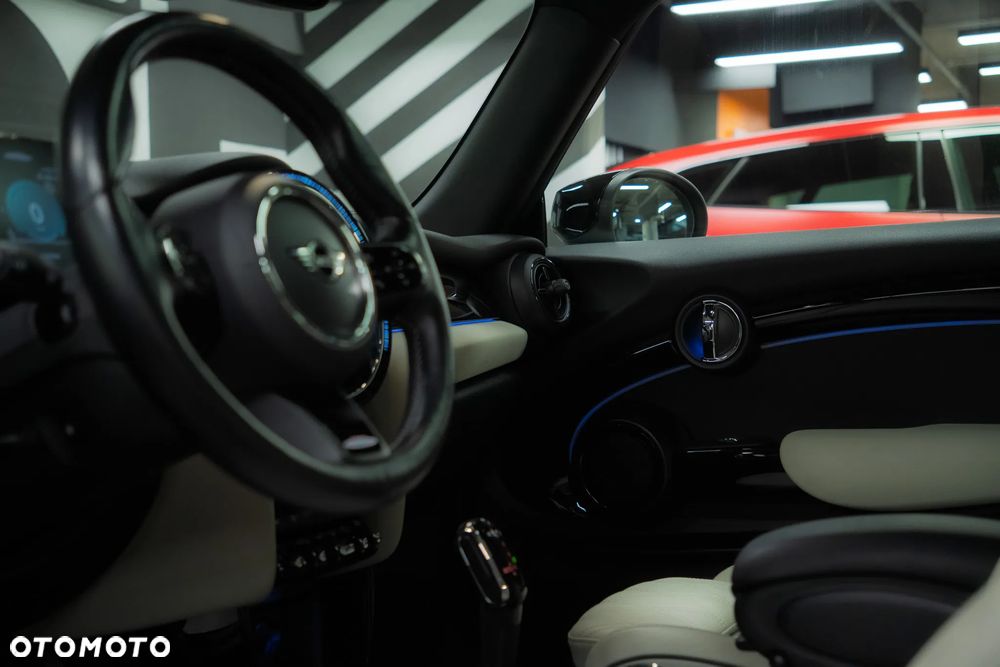 MINI John Cooper Works - 33