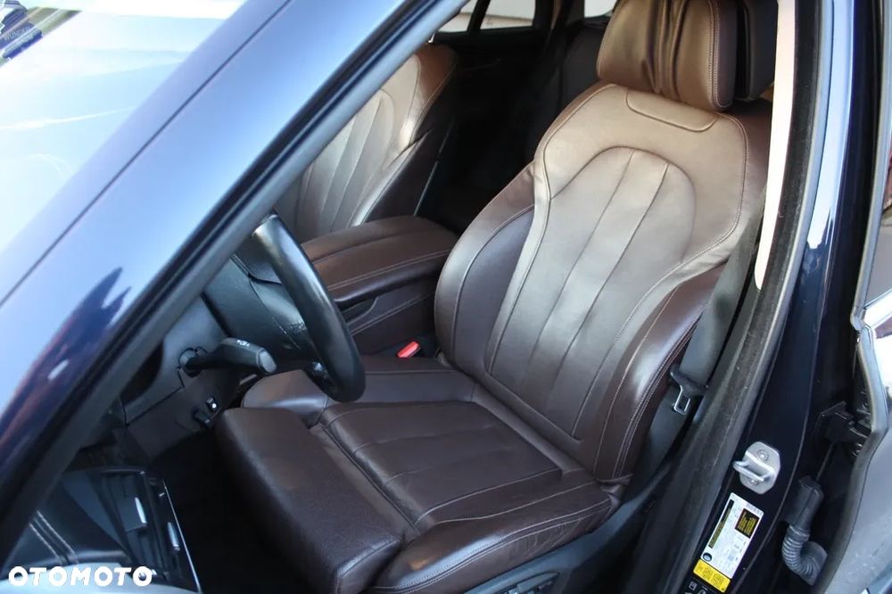 BMW X5 xDrive50i - 10