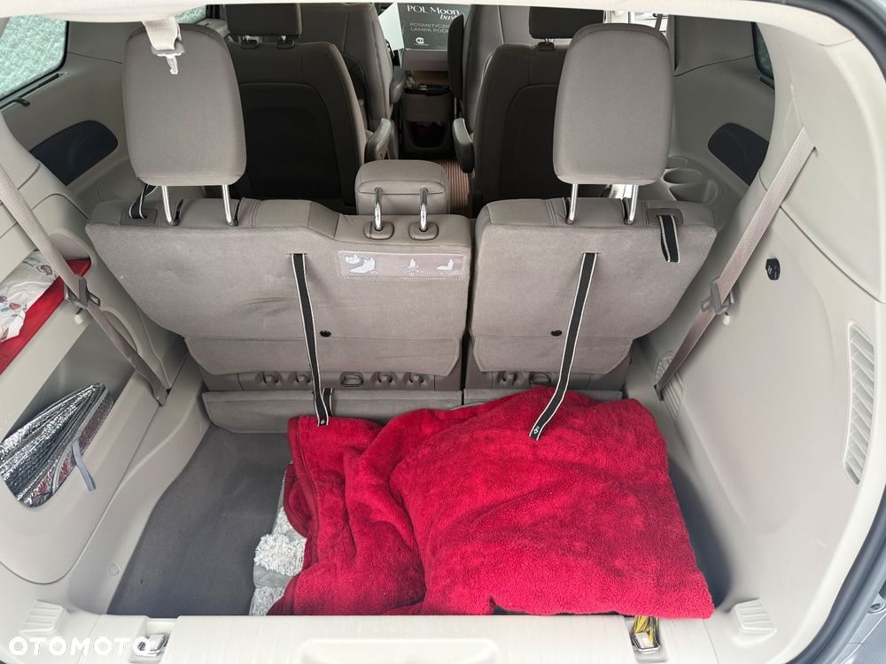 Chrysler Pacifica - 14