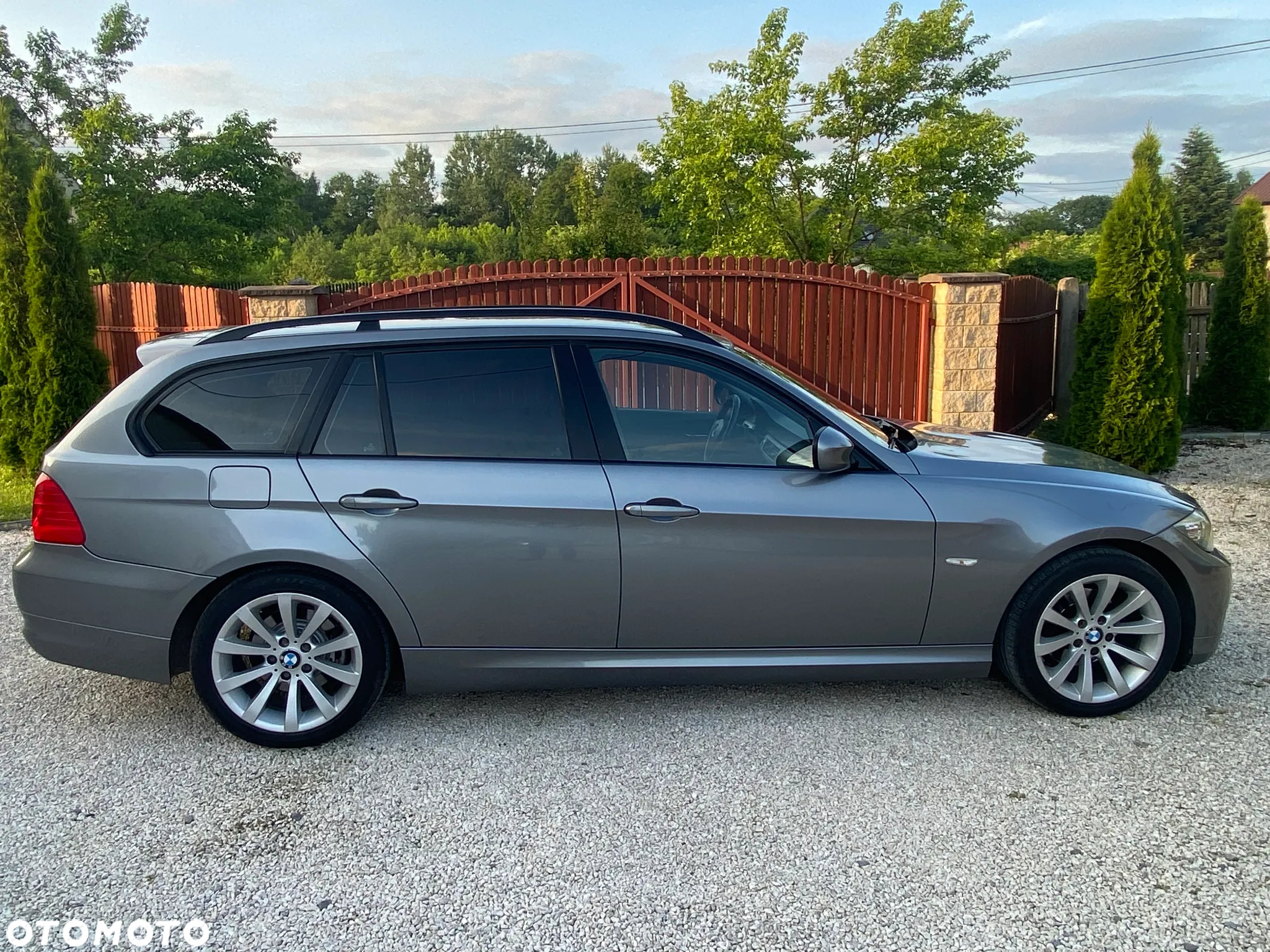BMW Seria 3 318i - 14