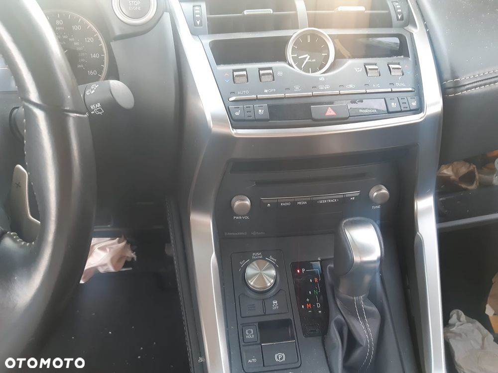 Lexus NX 300 Prestige AWD - 10