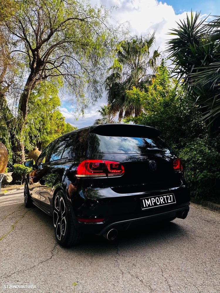 VW Golf 2.0 GTI DSG - 26