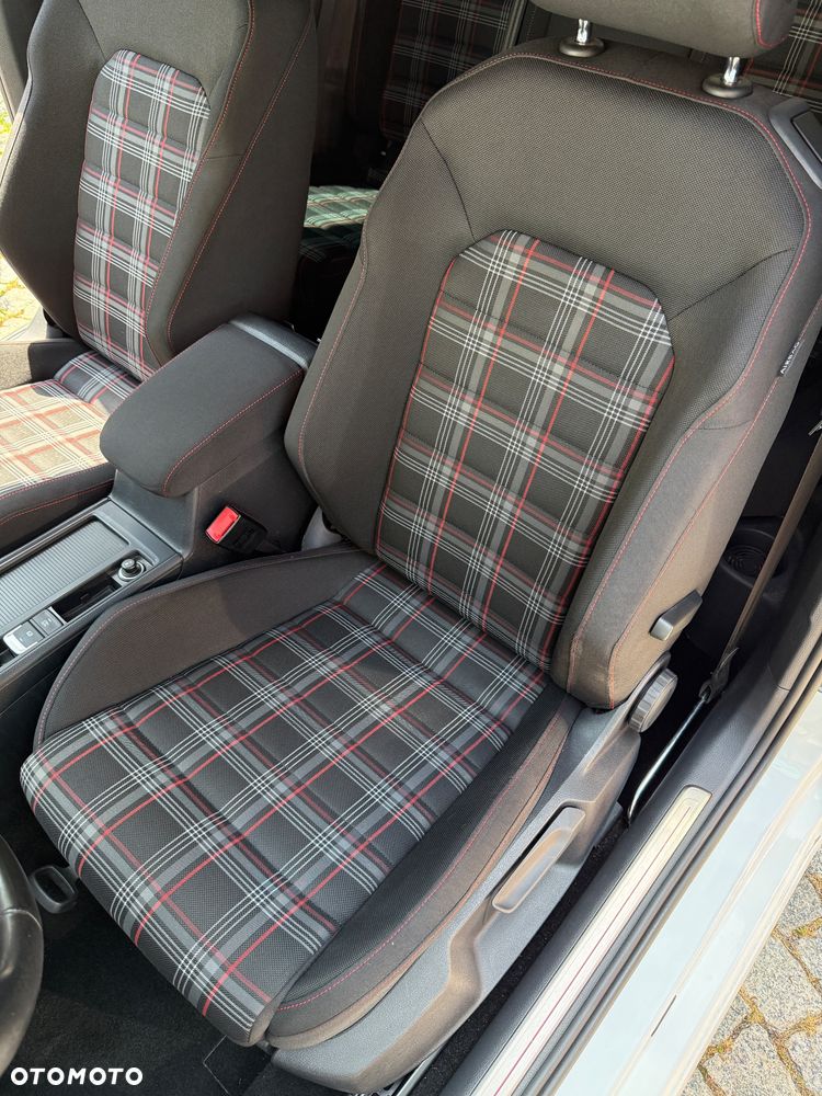 Volkswagen Golf GTI Performance BlueMotion Technology DSG - 18