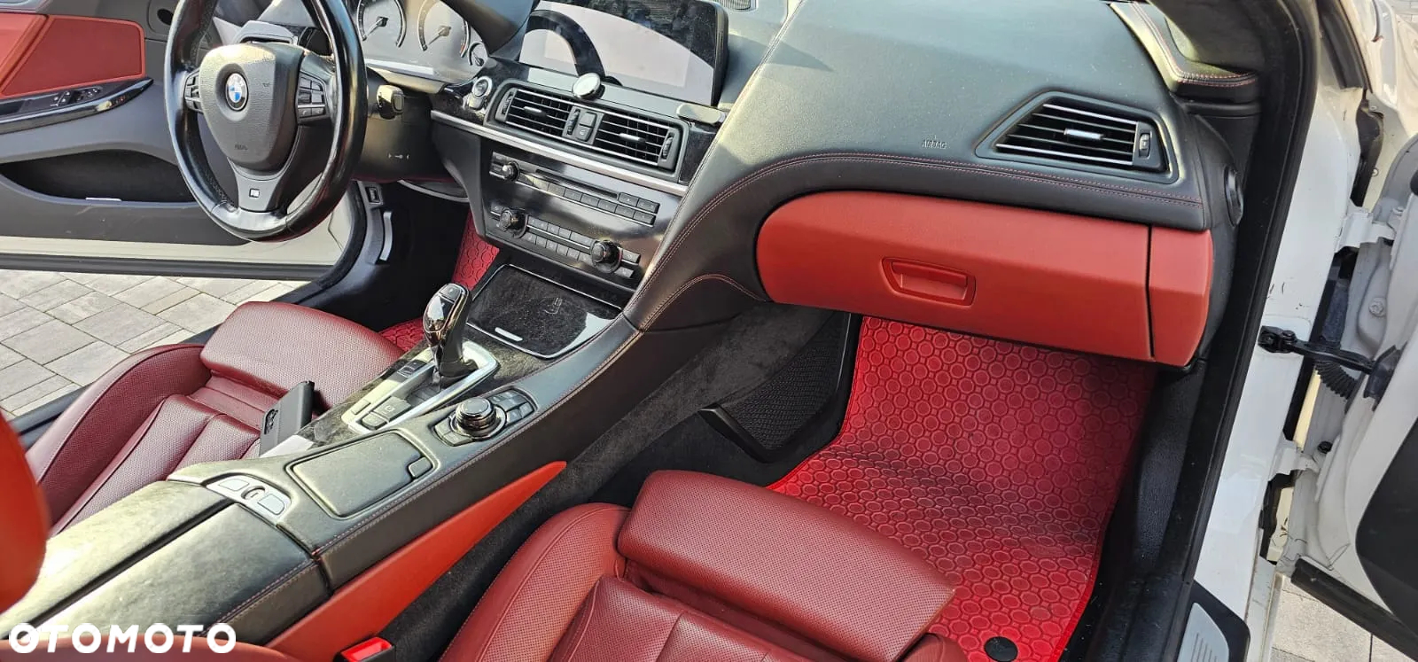 BMW Seria 6 650i - 16