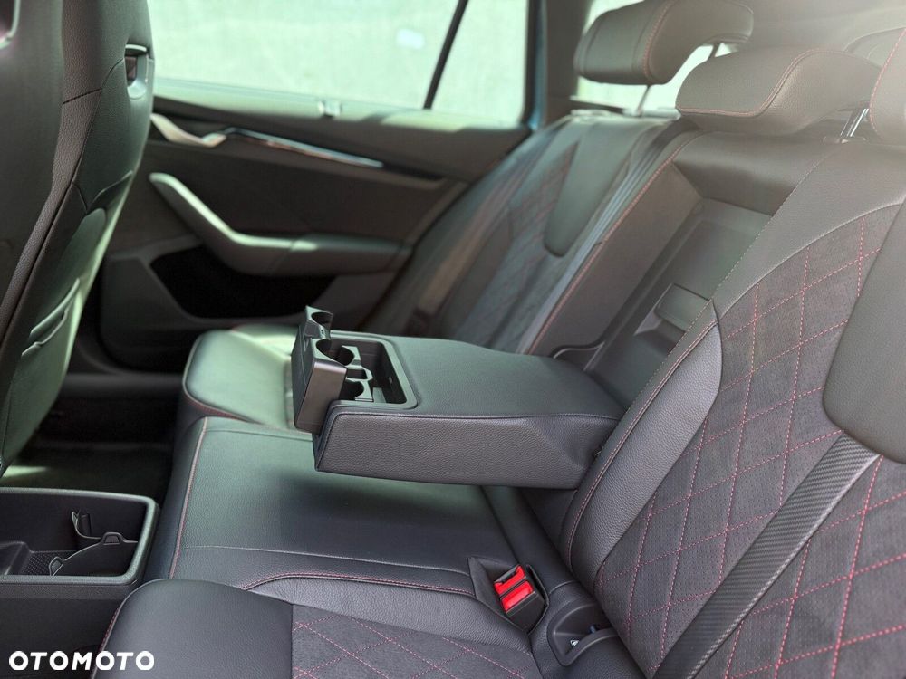 Skoda Octavia 2.0 TSI RS DSG - 33