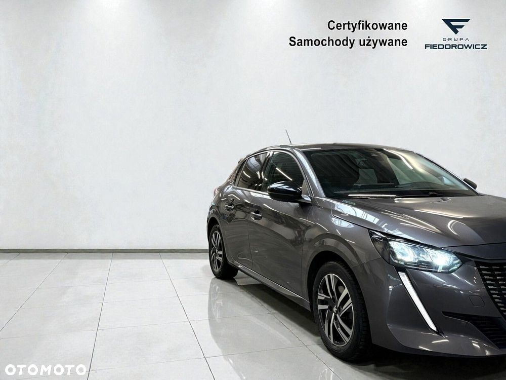 Peugeot 208 - 6