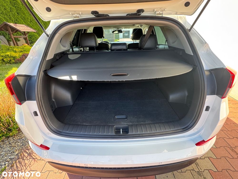 Hyundai Tucson blue 1.7 CRDi 2WD Style - 26