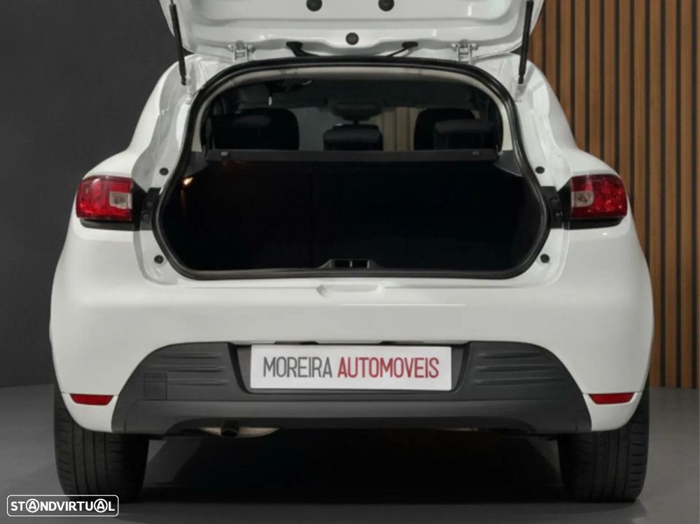 Renault Clio - 11