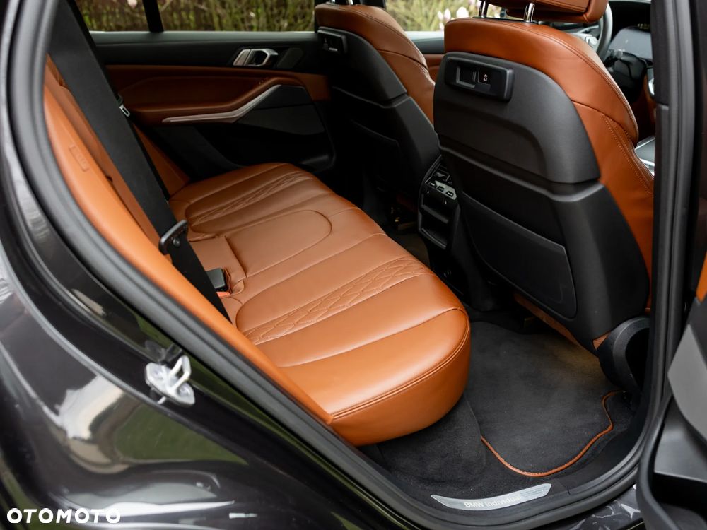 BMW X5 xDrive30d mHEV - 28