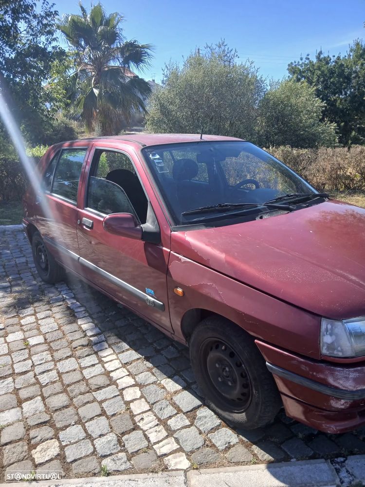 Renault Clio 1.2 Wind - 9