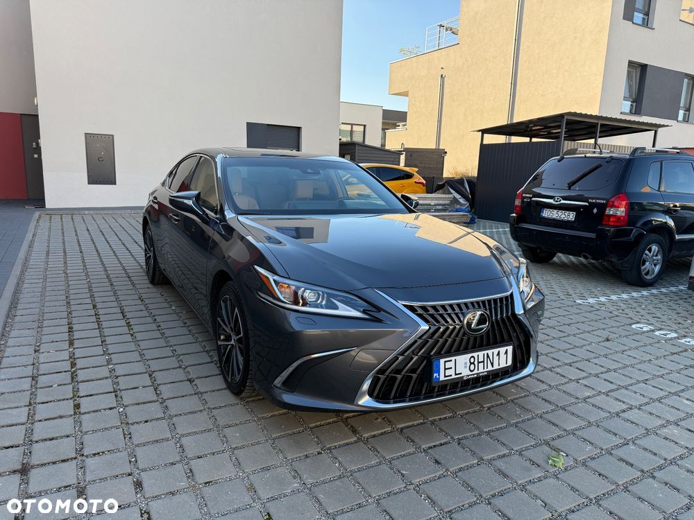 Lexus ES 300h Business Edition - 30