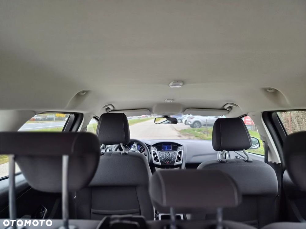 Ford Focus 1.6 TDCi DPF Start-Stopp-System SYNC Edition - 27