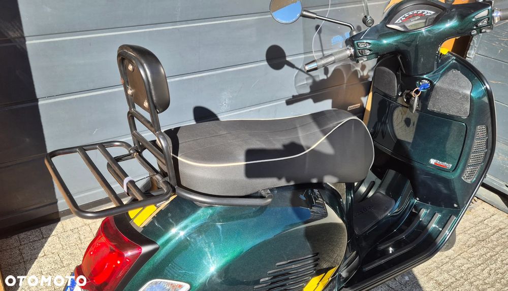 Vespa GTS - 7