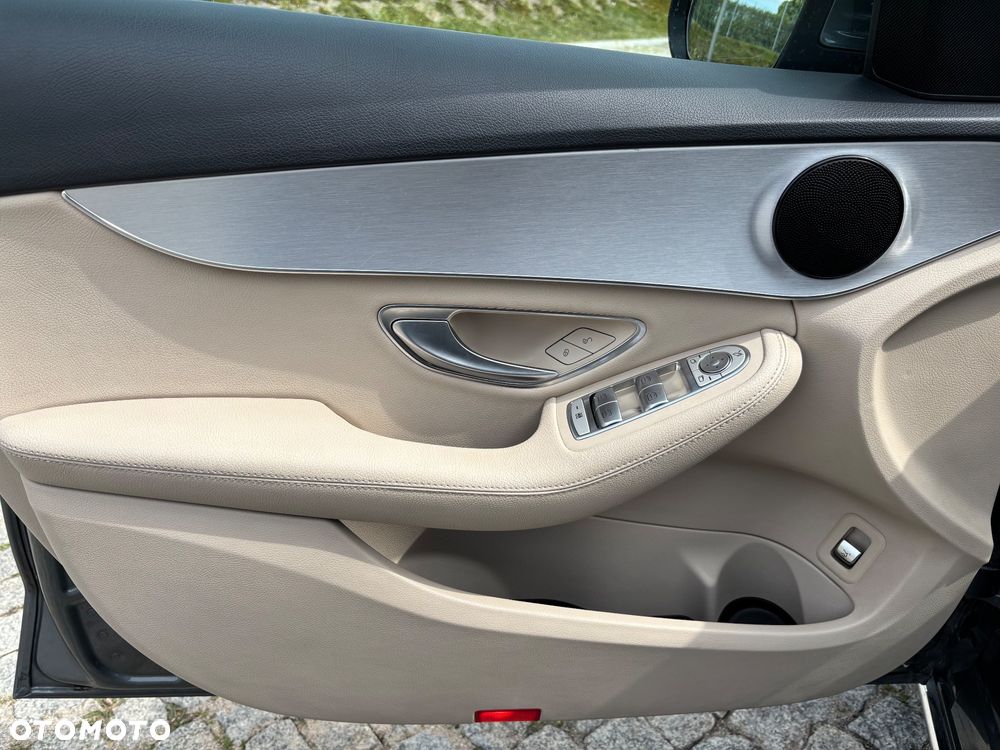 Mercedes-Benz Klasa C 180 (BlueTEC) d Exclusive - 38