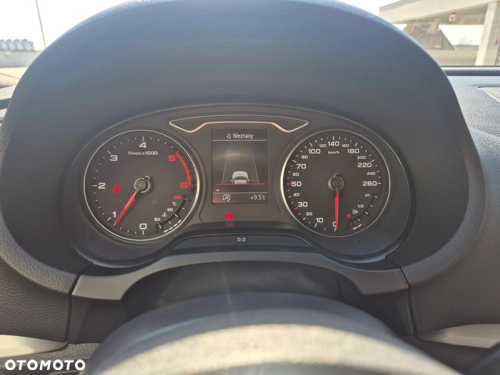 Audi A3 Sportback 2.0 TDI - 10