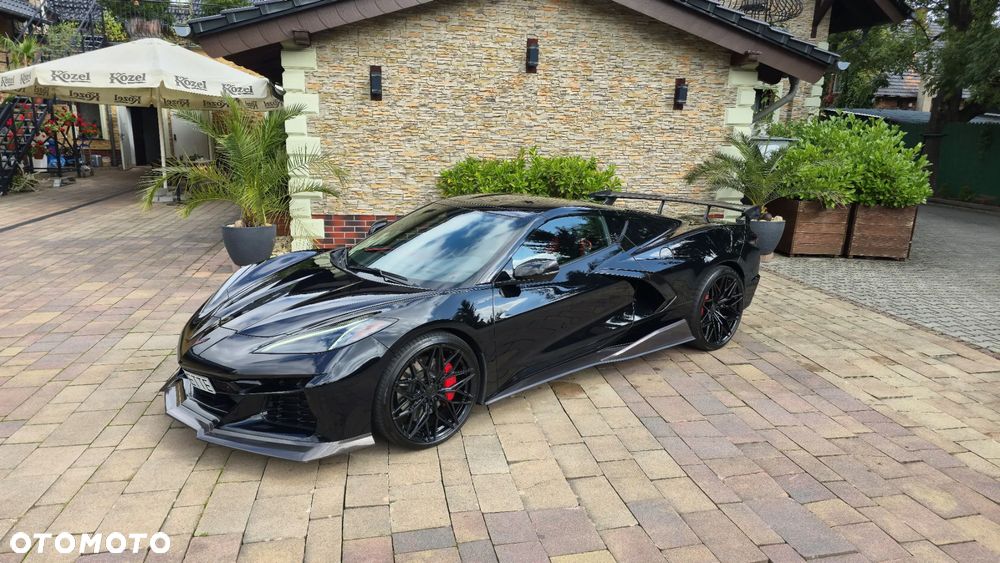 Chevrolet Corvette - 13