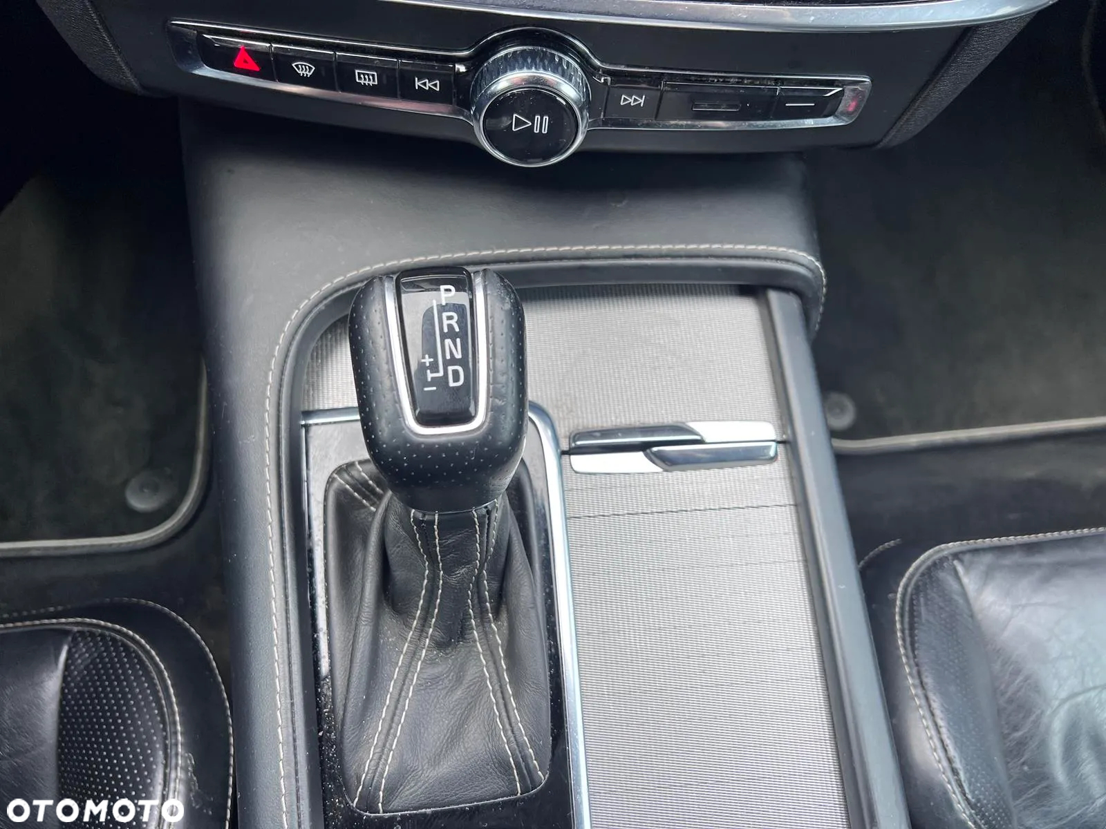 Volvo S90 D3 SCR R-Design - 18