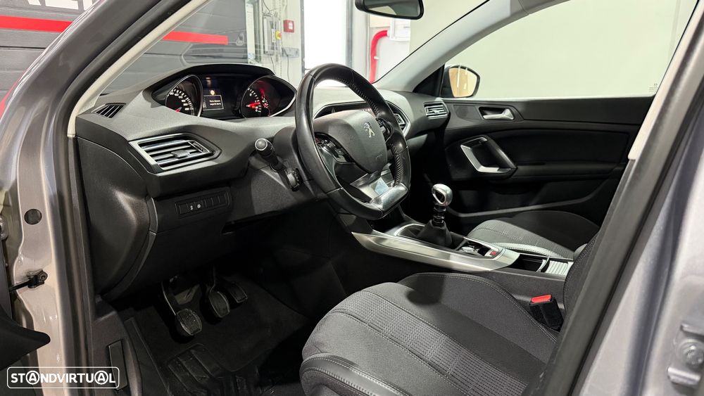 Peugeot 308 SW BlueHDi 130 Stop & Start Allure - 11