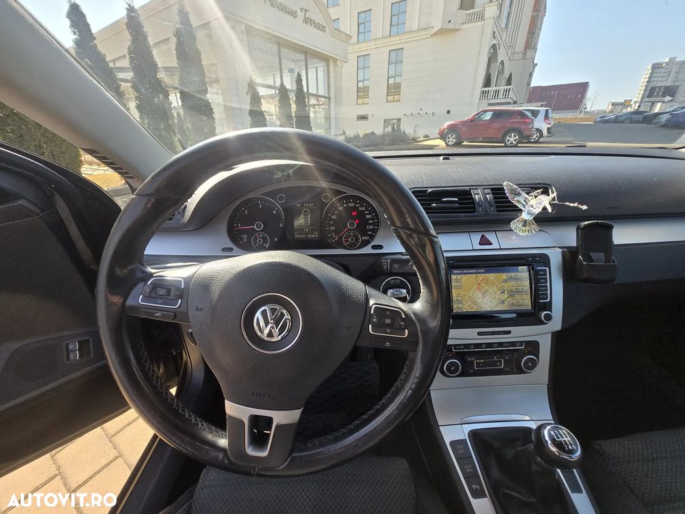 Volkswagen Passat 2.0 TDI DPF 4Motion Sportline - 11