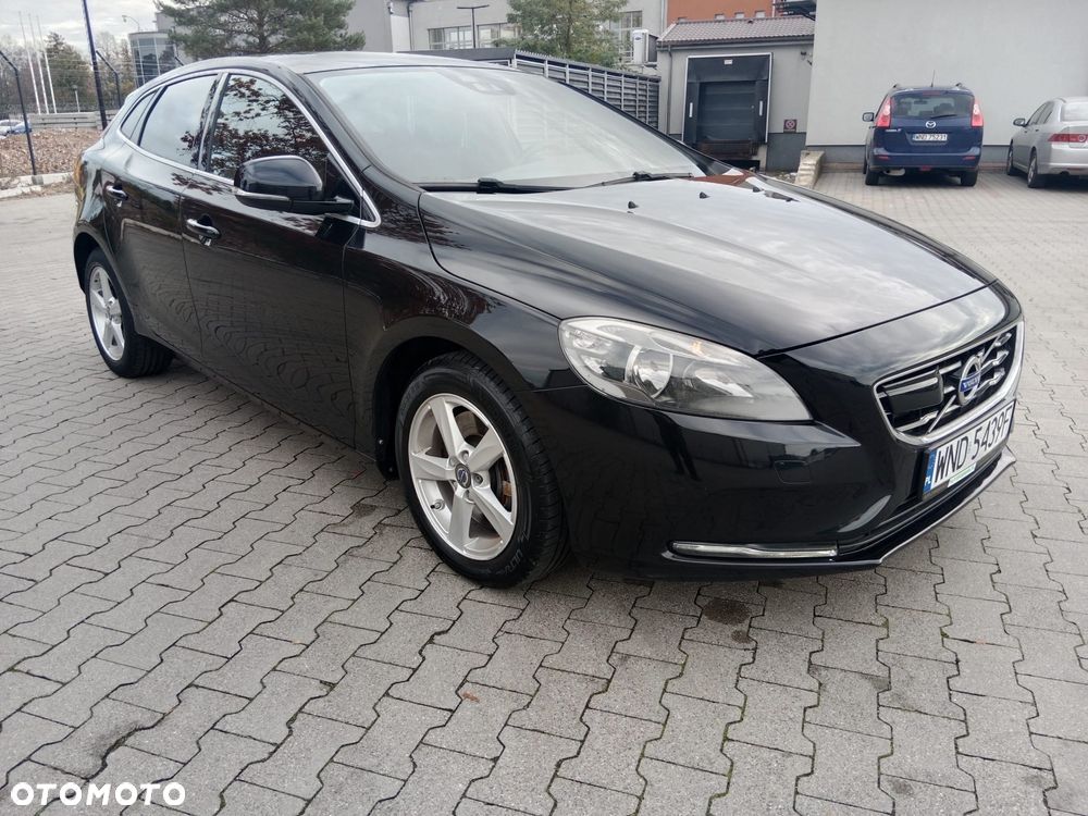 Volvo V40 D4 Drive-E Momentum - 3