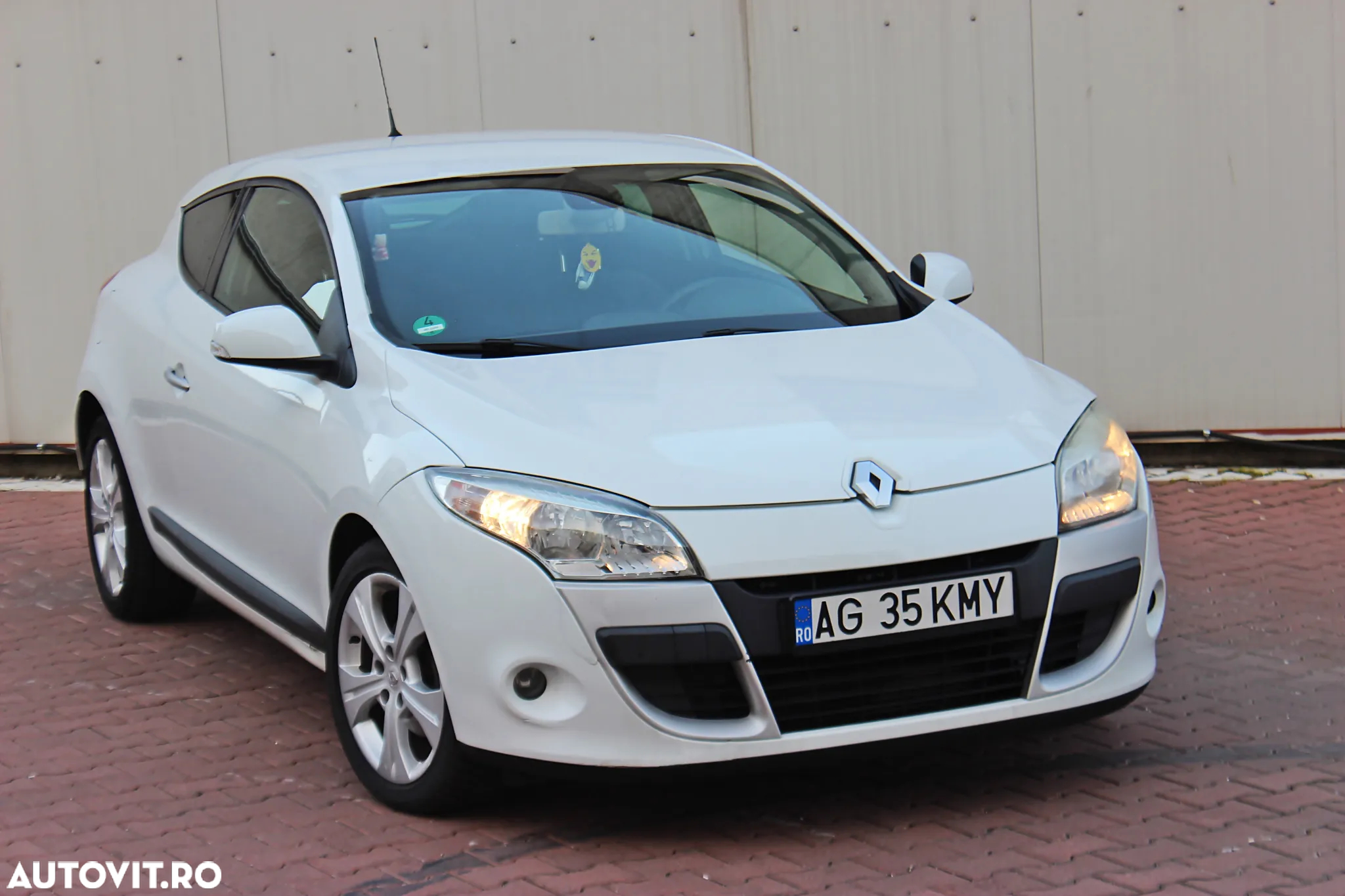 Renault Megane III Coupe 1.5 dCi Color Edition - 11