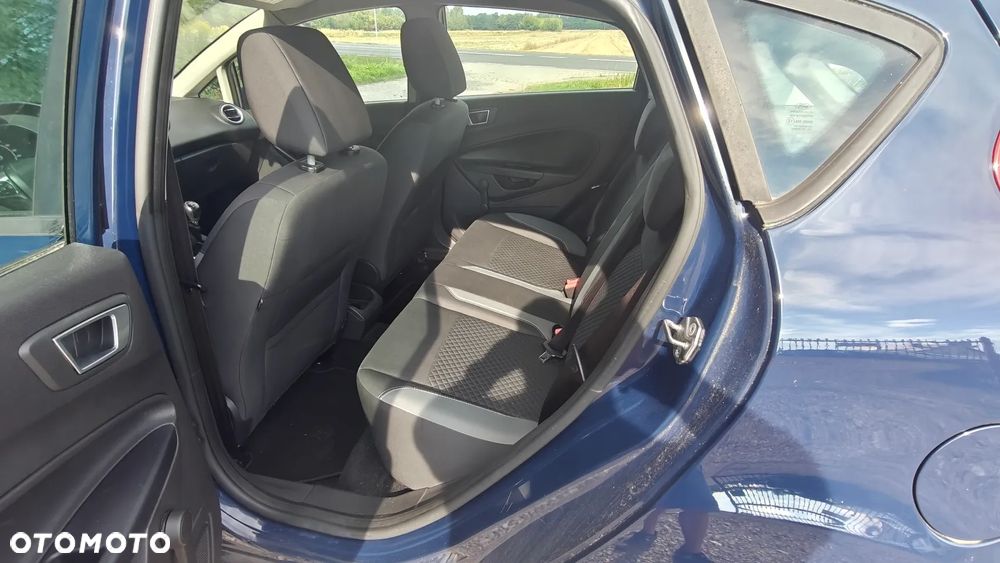 Ford Fiesta - 15