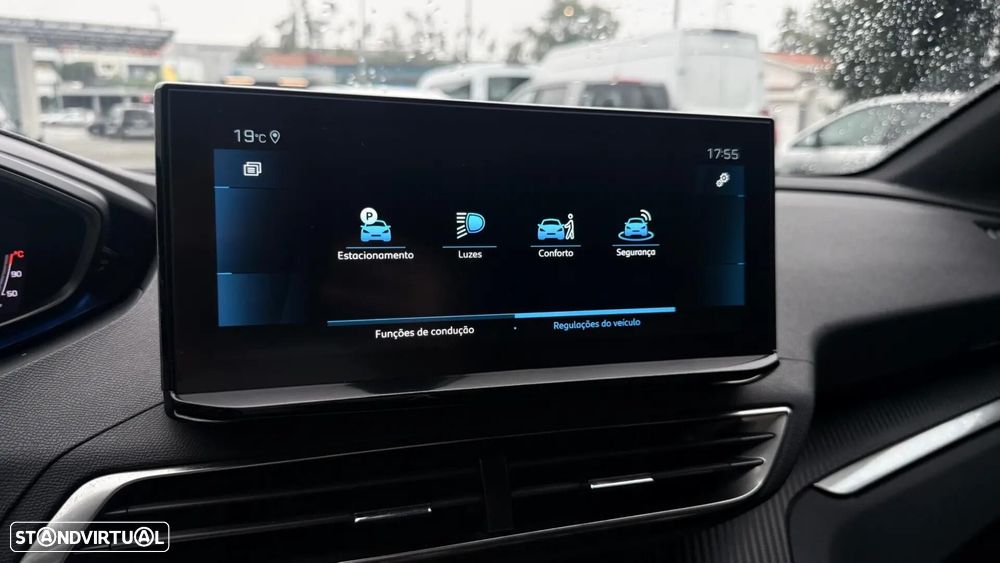 Peugeot 5008 1.2 Hybrid Allure Pack e-DCS6 - 27