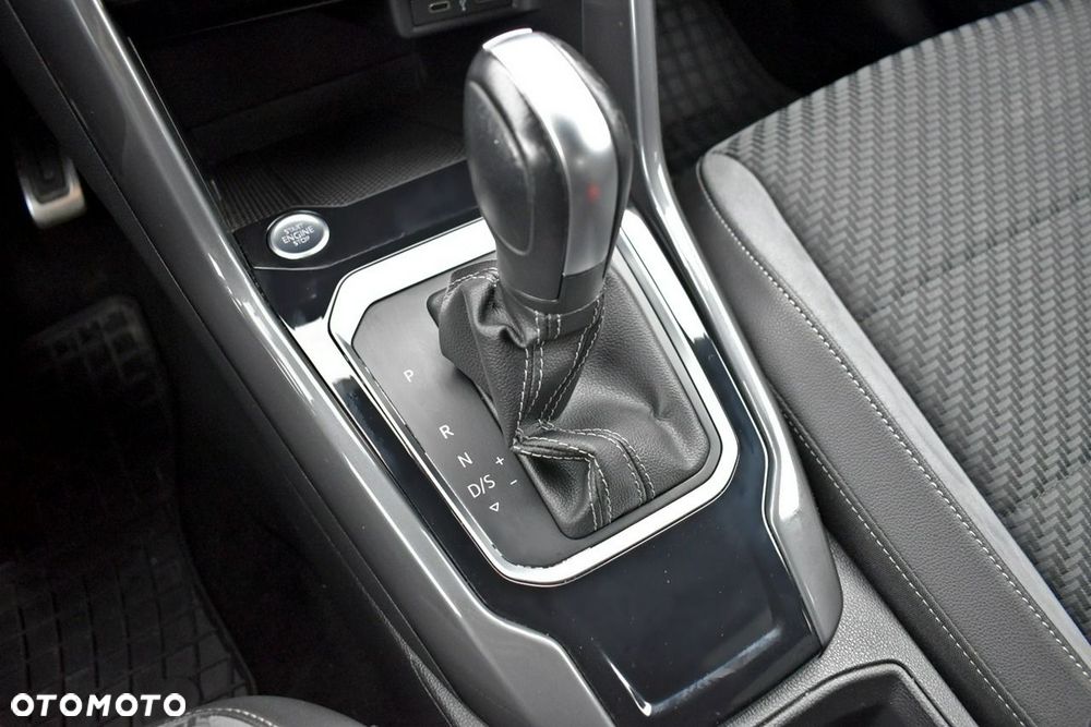 Volkswagen T-Roc 1.5 TSI R-Line DSG - 26