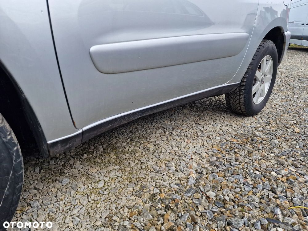 Toyota RAV4 4x4 - 27