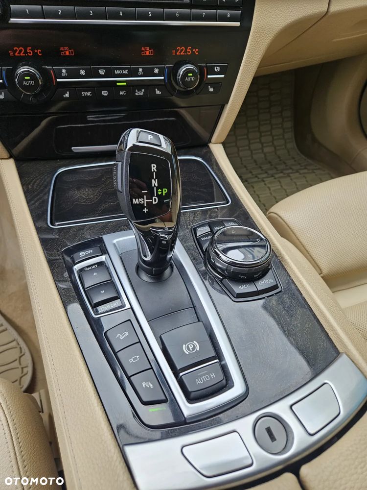 BMW Seria 7 750d xDrive - 9