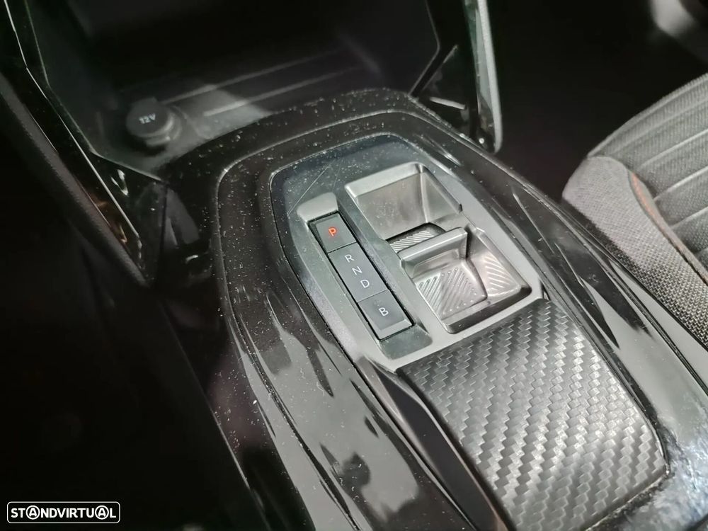 Peugeot e-2008 50 kWh Active Pack - 29