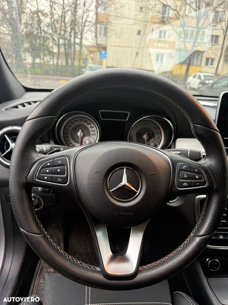 Mercedes-Benz GLA 220 d 4MATIC Aut. - 16