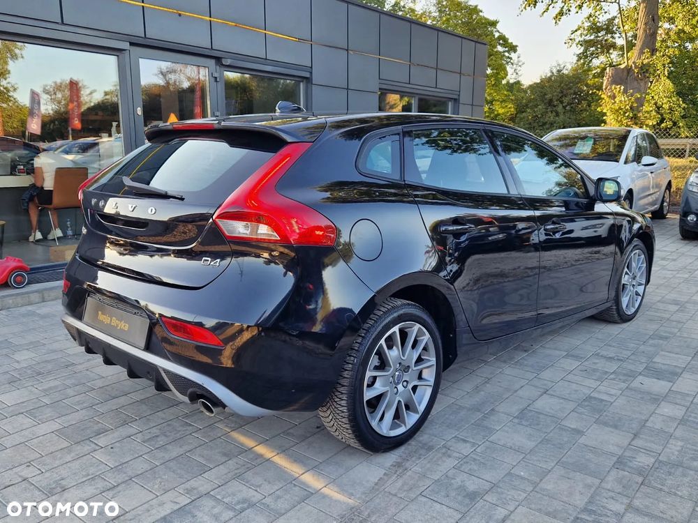 Volvo V40 D3 - 6