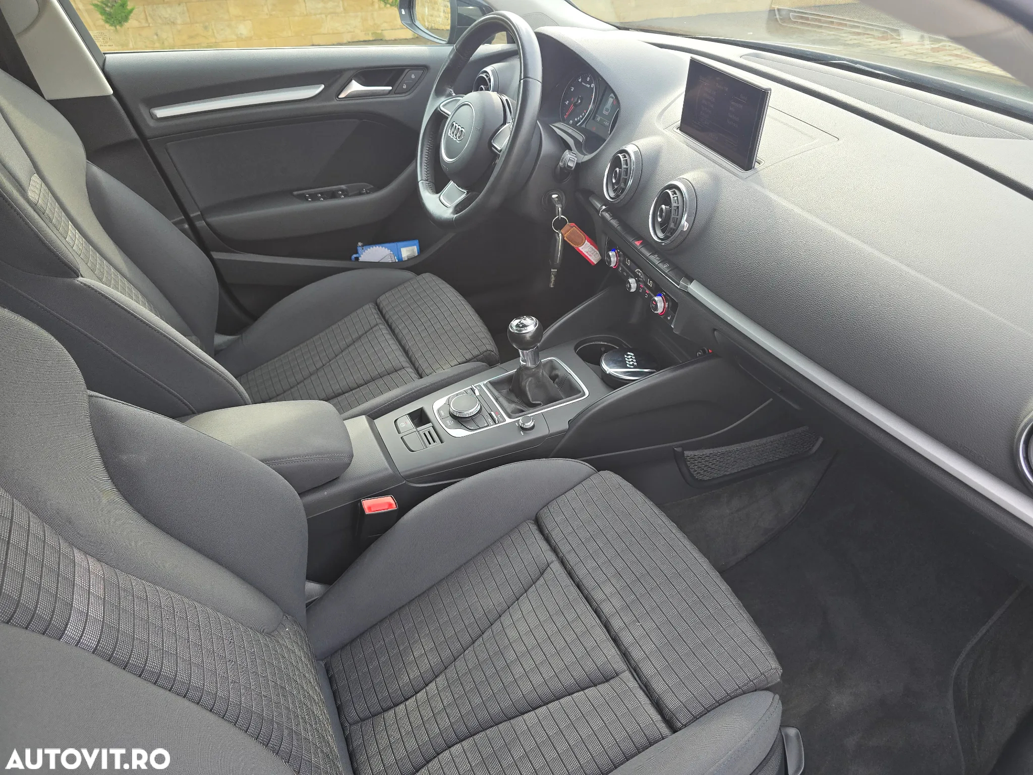 Audi A3 Sportback 1.4 TFSI Attraction - 8