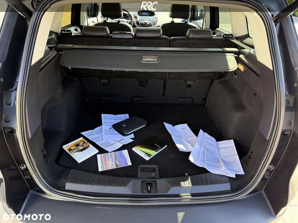 Ford Kuga 2.0 TDCi AWD Titanium - 36