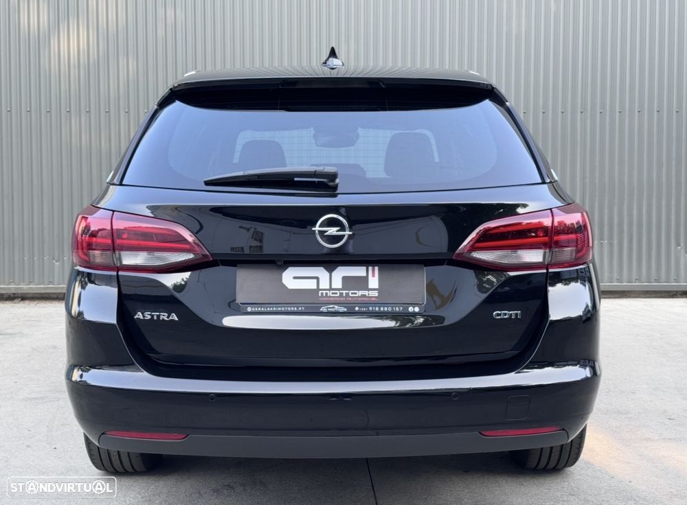 Opel Astra Sports Tourer - 4