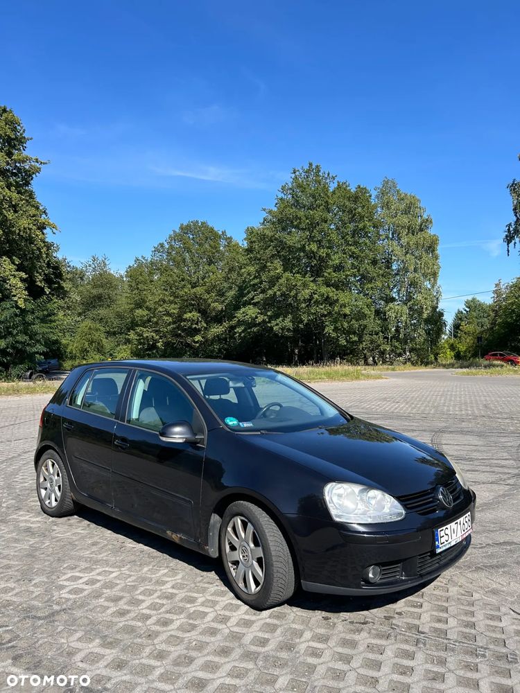 Volkswagen Golf - 2