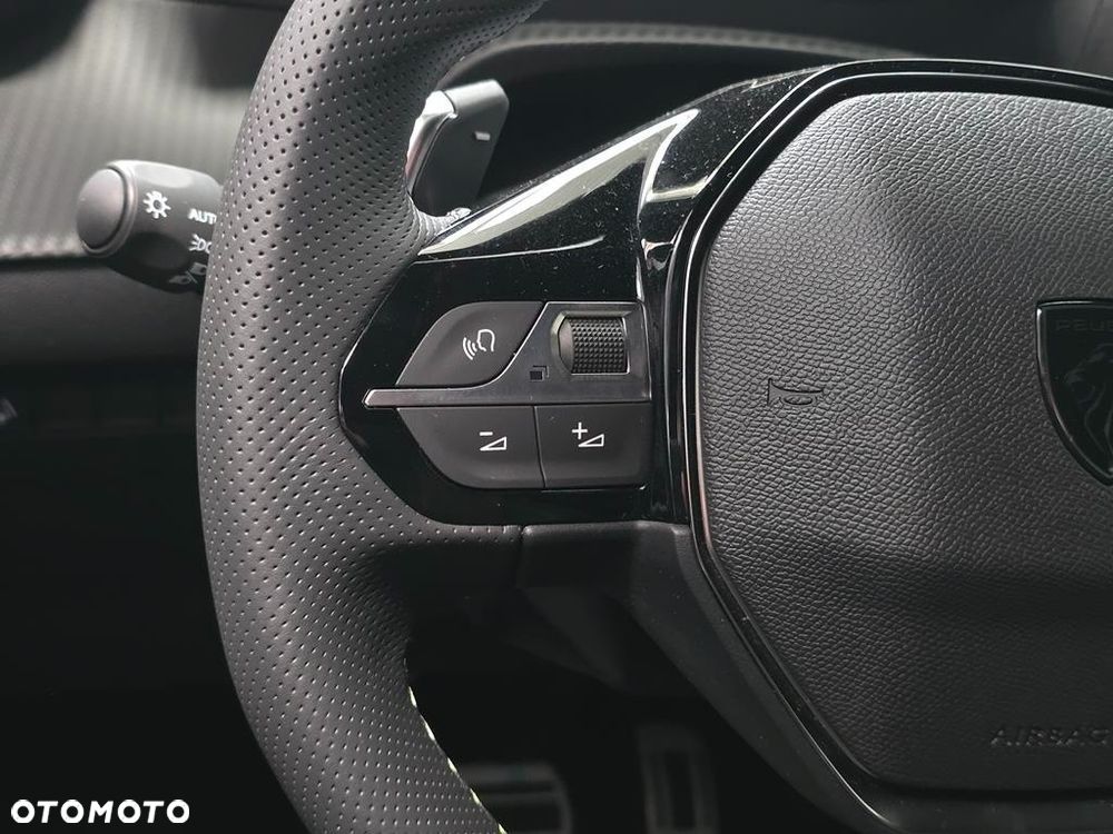 Peugeot 2008 PureTech mHEV GT Exclusive e-DCS6 - 13
