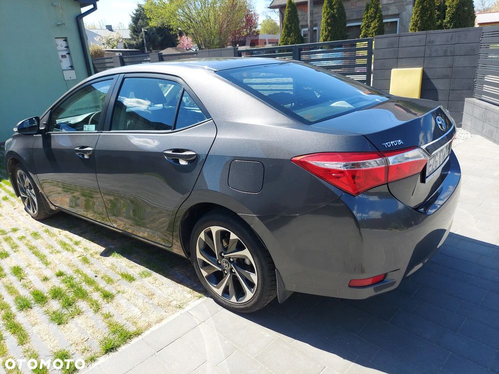 Toyota Corolla 1.4 D-4D Active EU6 - 10