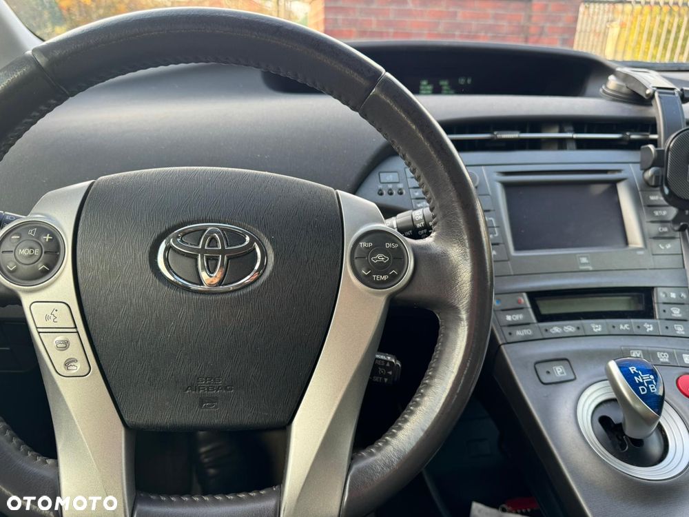 Toyota Prius (Hybrid) Comfort - 10