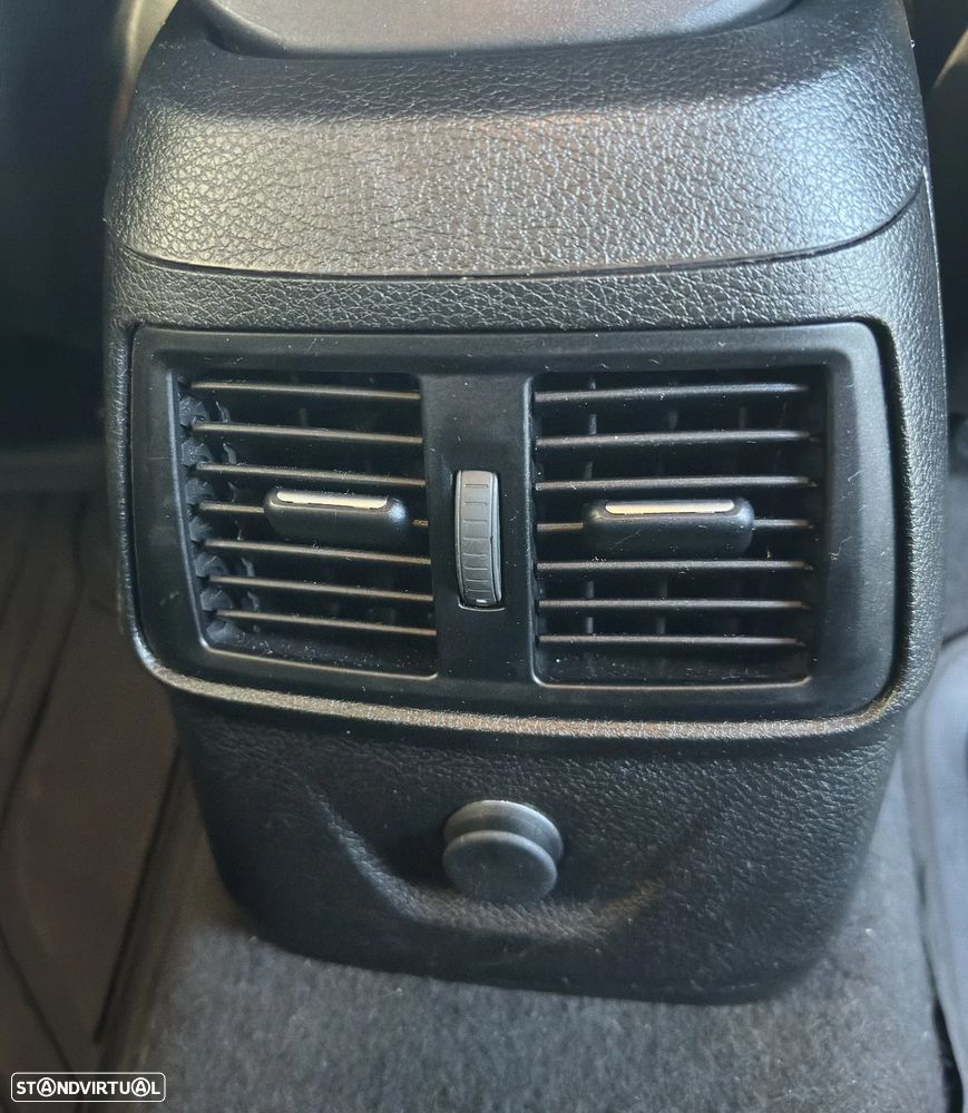 BMW 216 Active Tourer d Advantage - 31