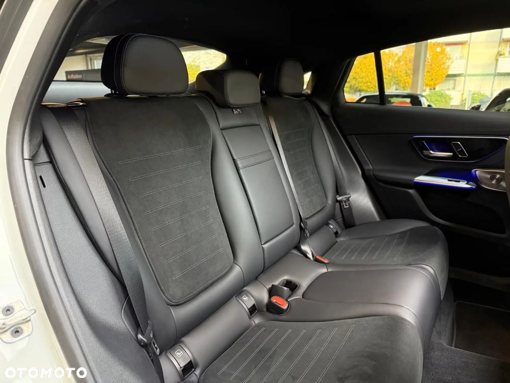 Mercedes-Benz GLC 200 mHEV 4-Matic AMG Line - 26