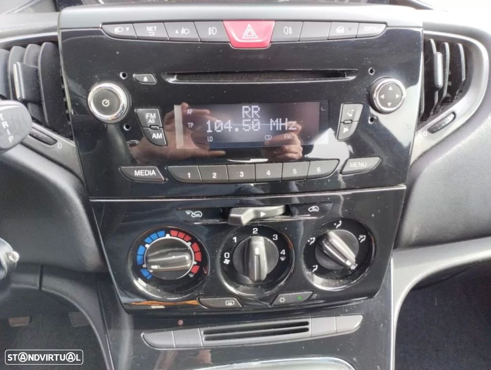 Lancia Ypsilon 1.2 S&S Gold - 17