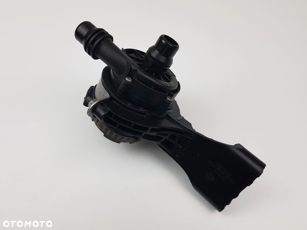 Dodatkowa Pompa Pompka wody BMW G20 X3 G01 2.0i 8651288 - 4