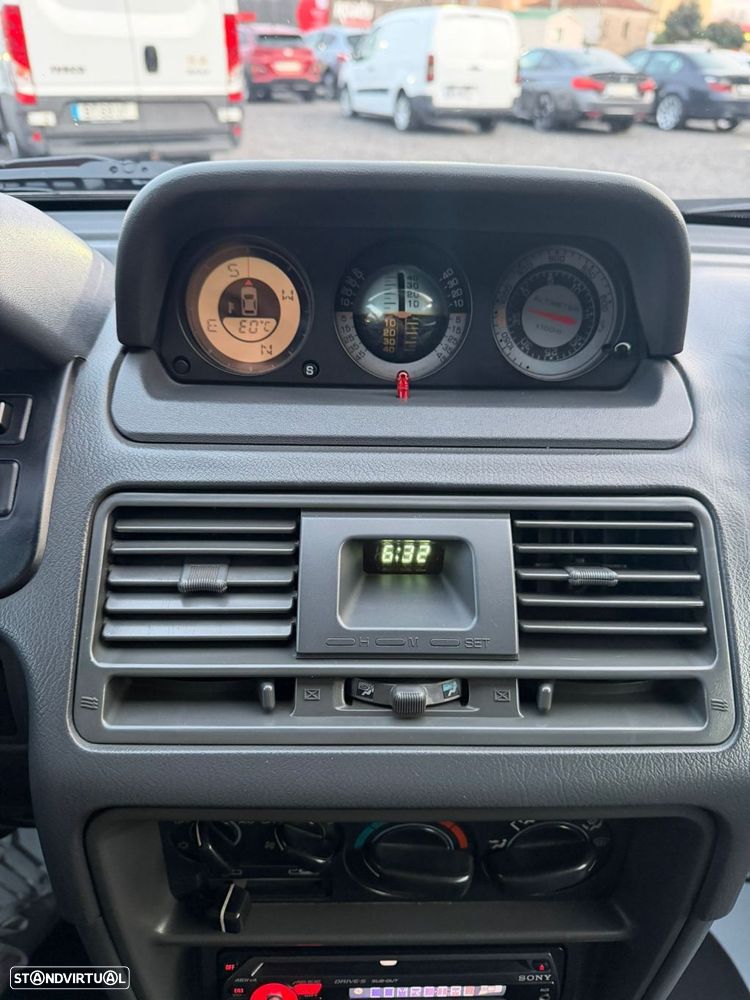 Mitsubishi Pajero 3.5 V6 - 16