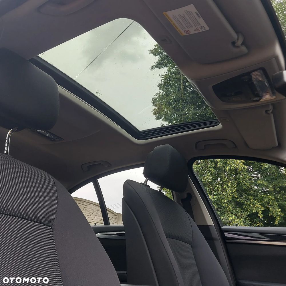 BMW Seria 5 520d Modern Line - 10